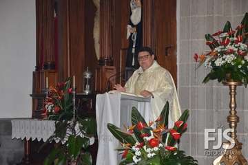 Procesión religiosa de San Gregorio y actuación del humorista Maestro Florido (Foto Francisco Javier Santana y TA)